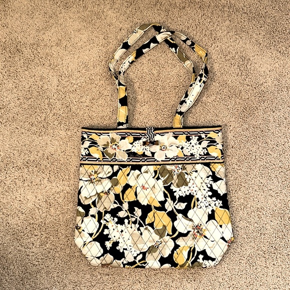 Vera Bradley Tote - Picture 1 of 5